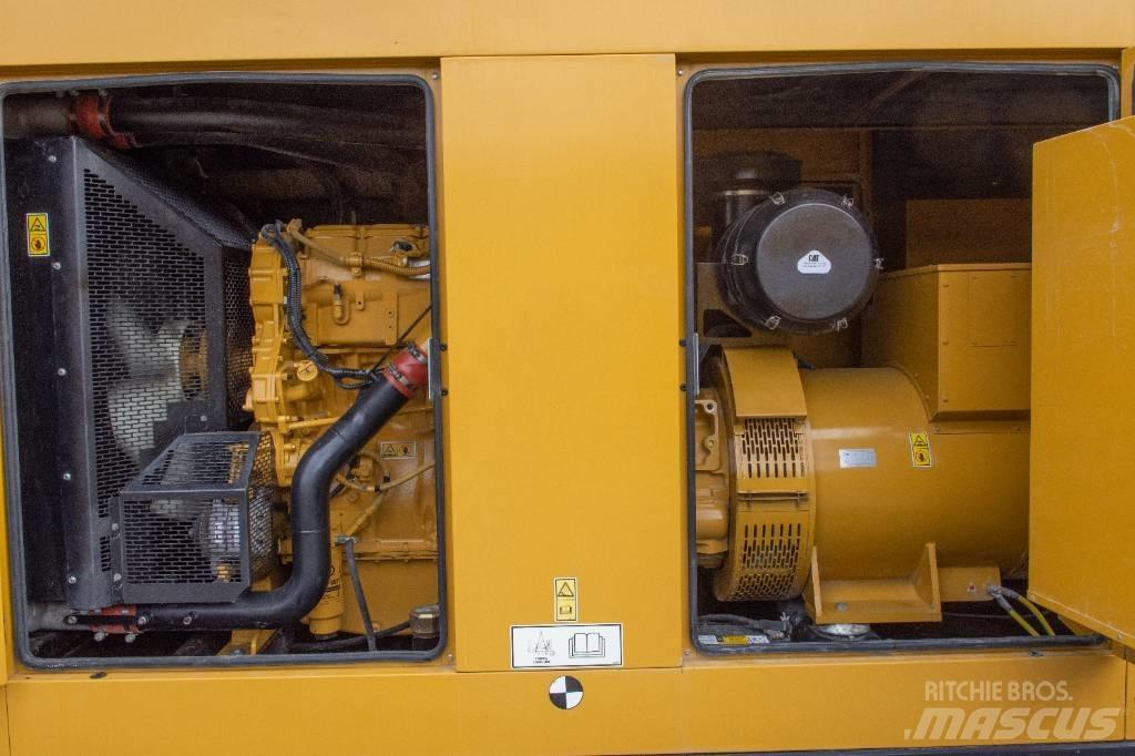 CAT DE715E0 Dīzeļģeneratori