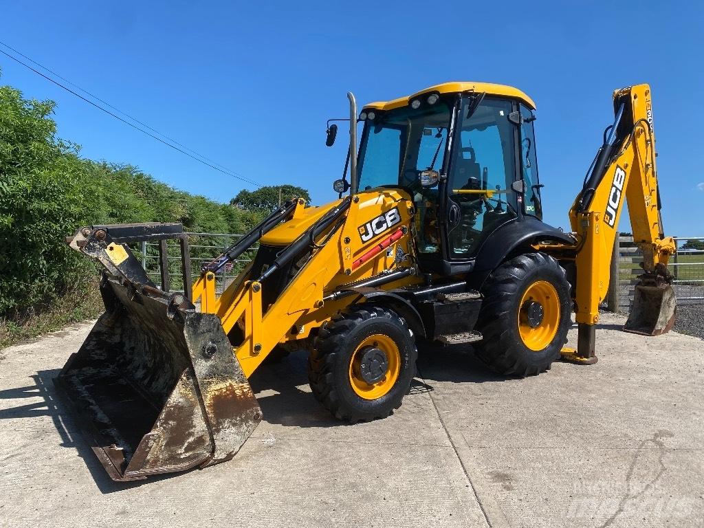 JCB 3 CX Ekskavatori-iekrāvēji