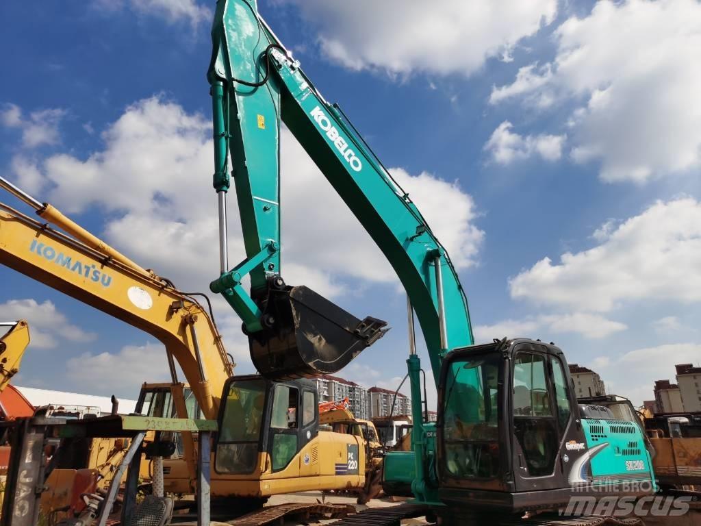 Kobelco SK 200 Kāpurķēžu ekskavatori