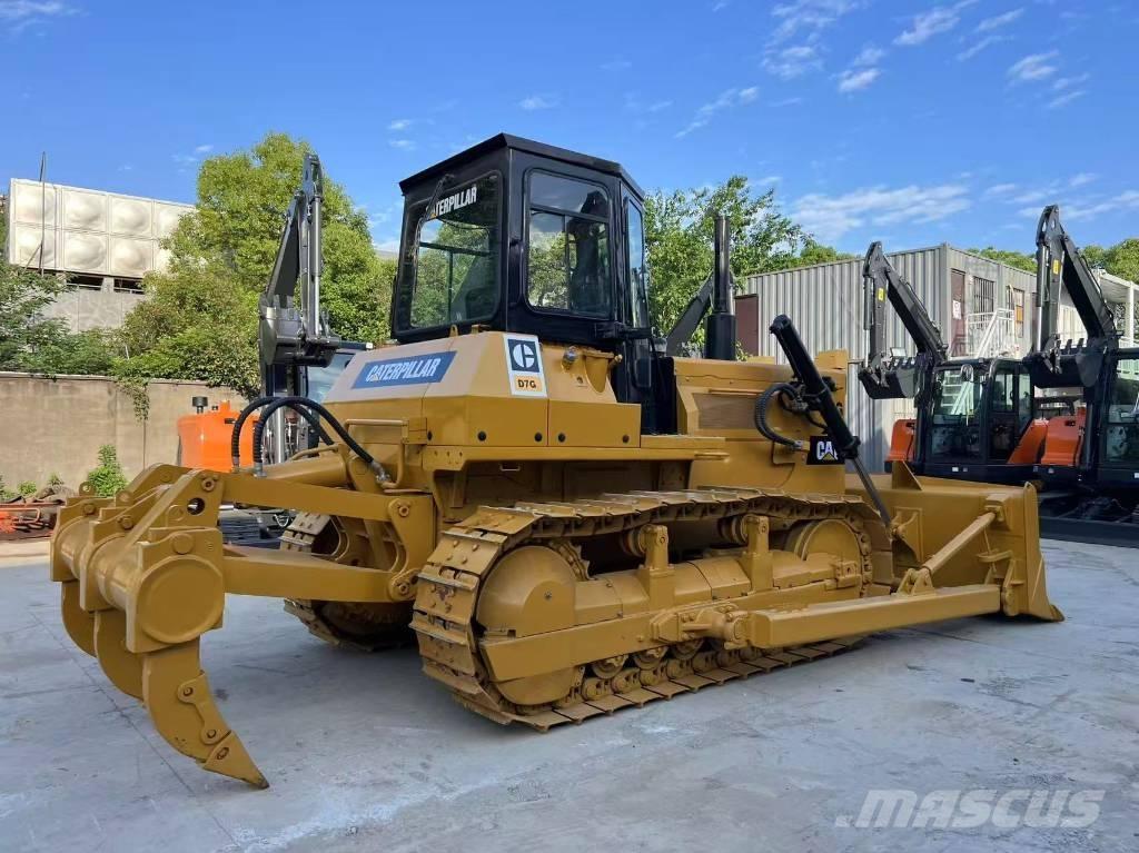 CAT D 7 G Kāpurķēžu buldozeri