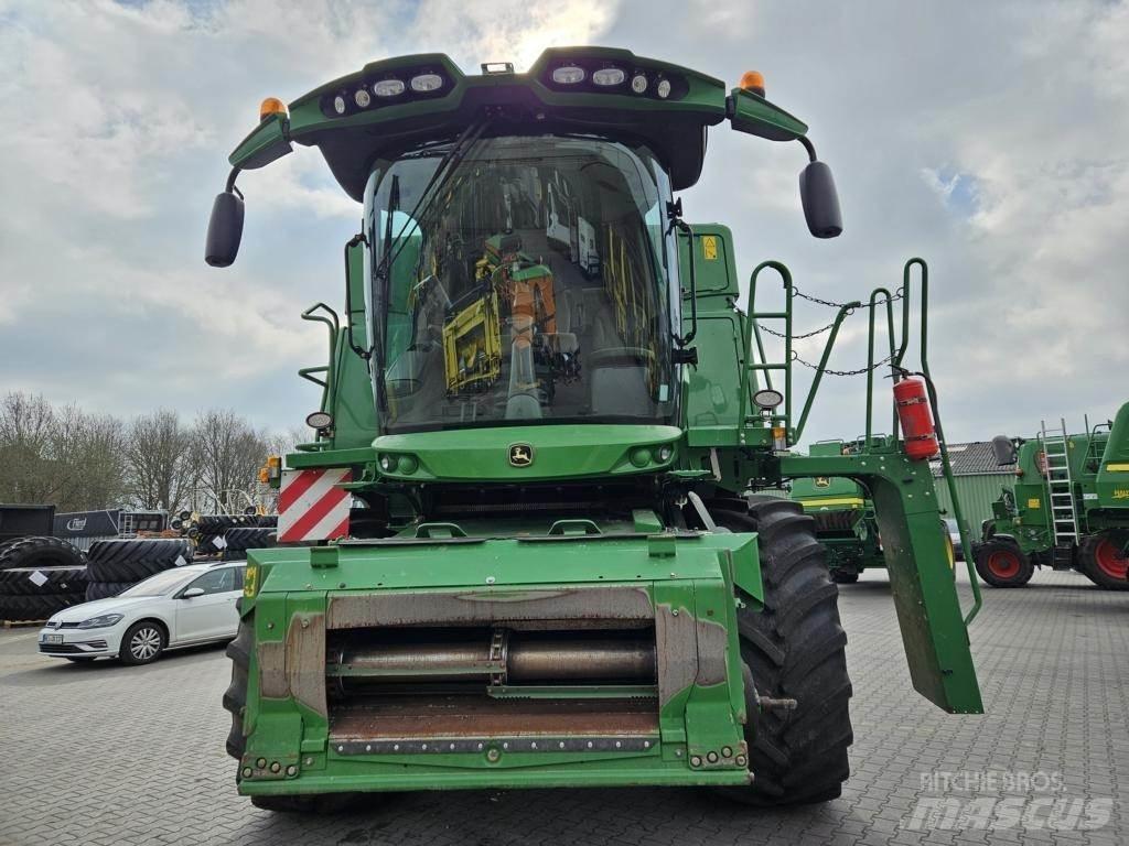 John Deere T560I Ražas novākšanas kombaini