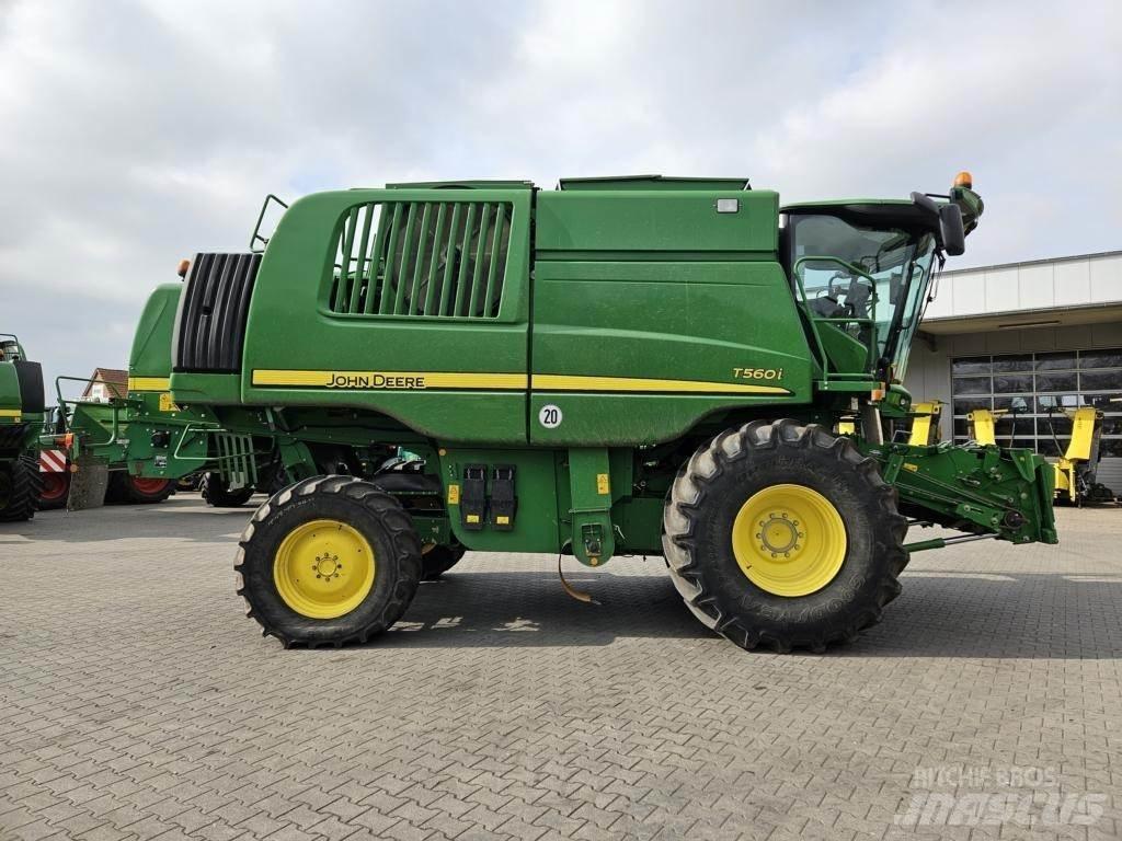 John Deere T560I Ražas novākšanas kombaini