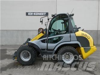 Kramer 380 Iekrāvēji uz riteņiem
