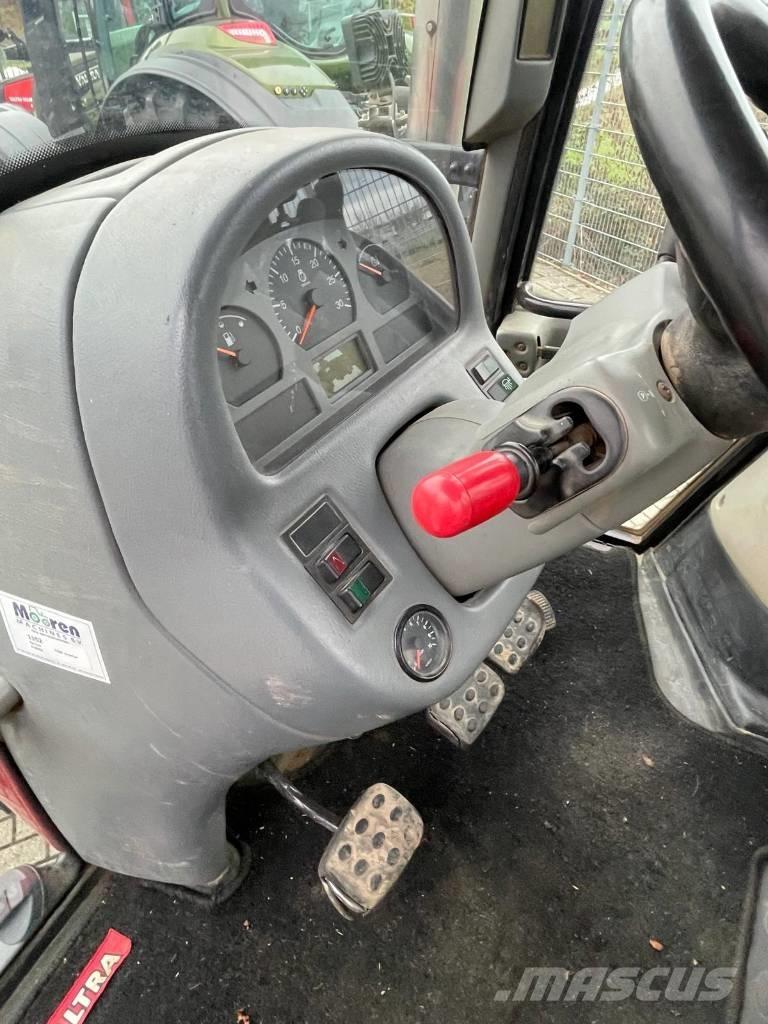 Valtra T120 tractor Traktori