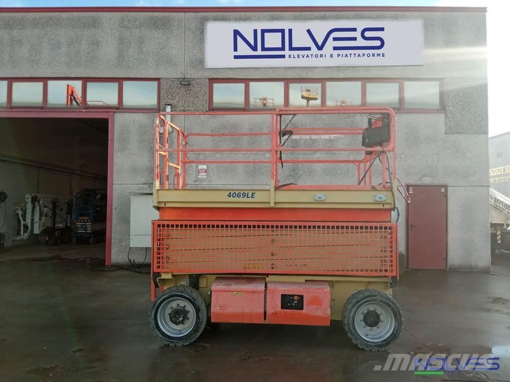 JLG 4069LE Šķerveida pacēlāji