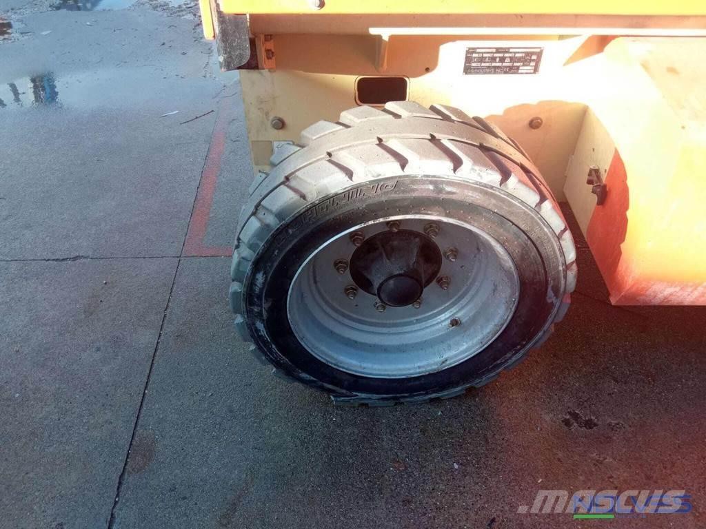 JLG 4069LE Šķerveida pacēlāji