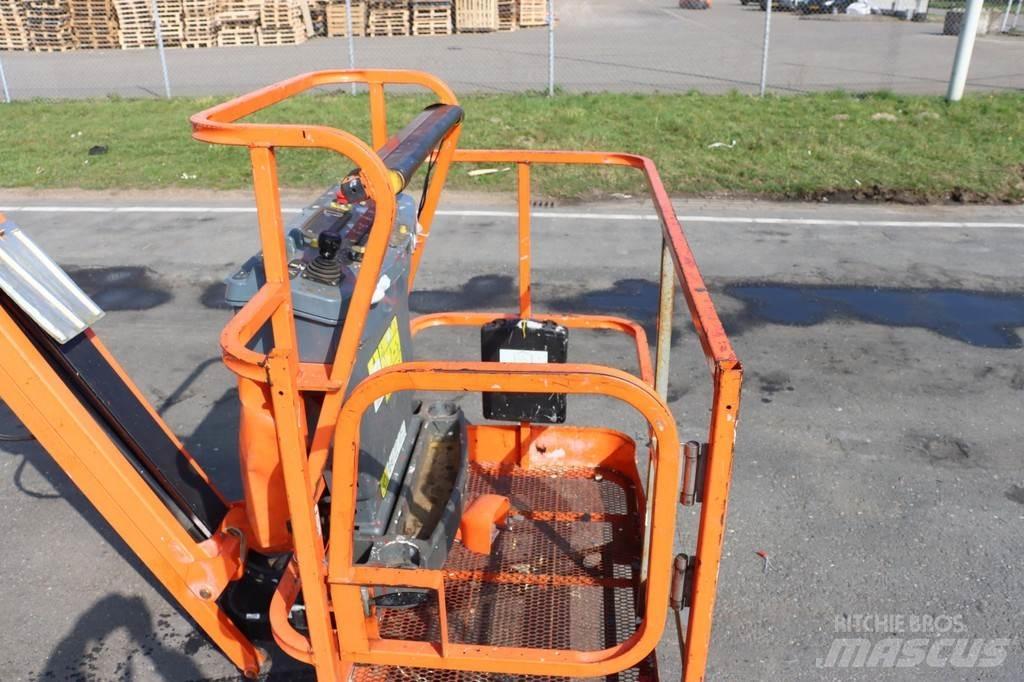JLG M450AJ Strēles pacēlāji