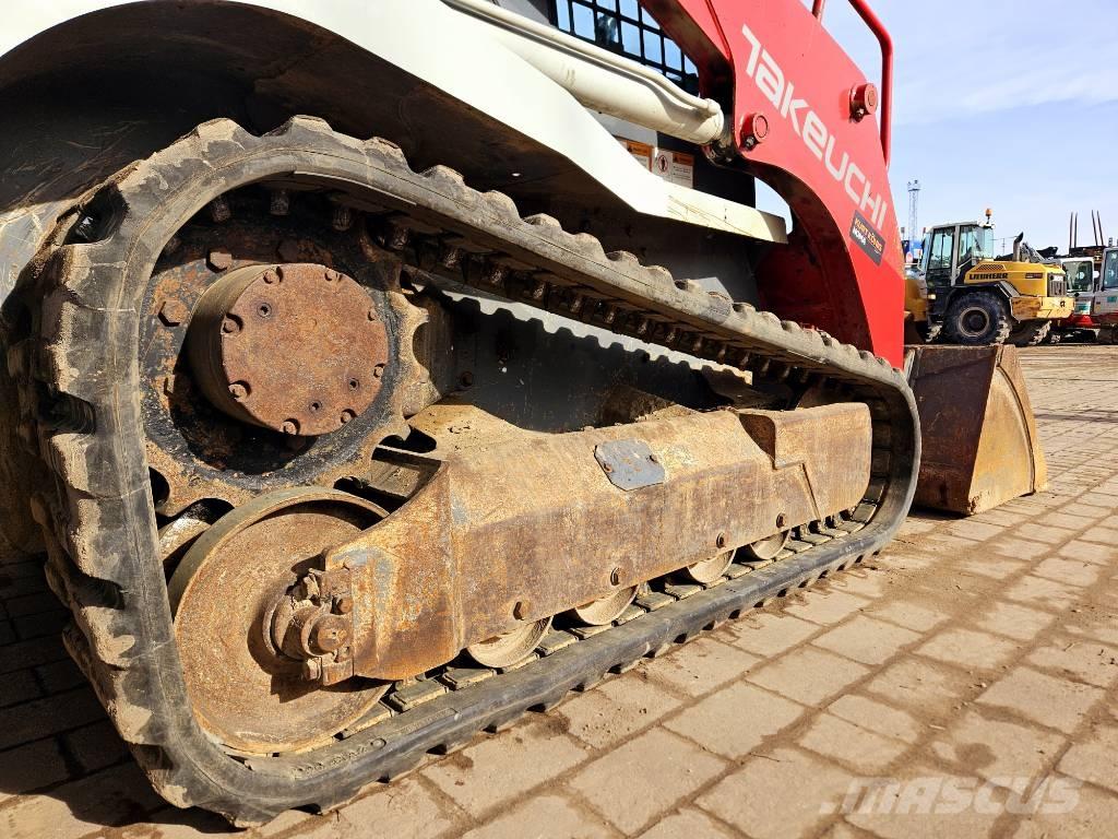 Takeuchi TL 8 Lietoti riteņu kompaktiekrāvēji