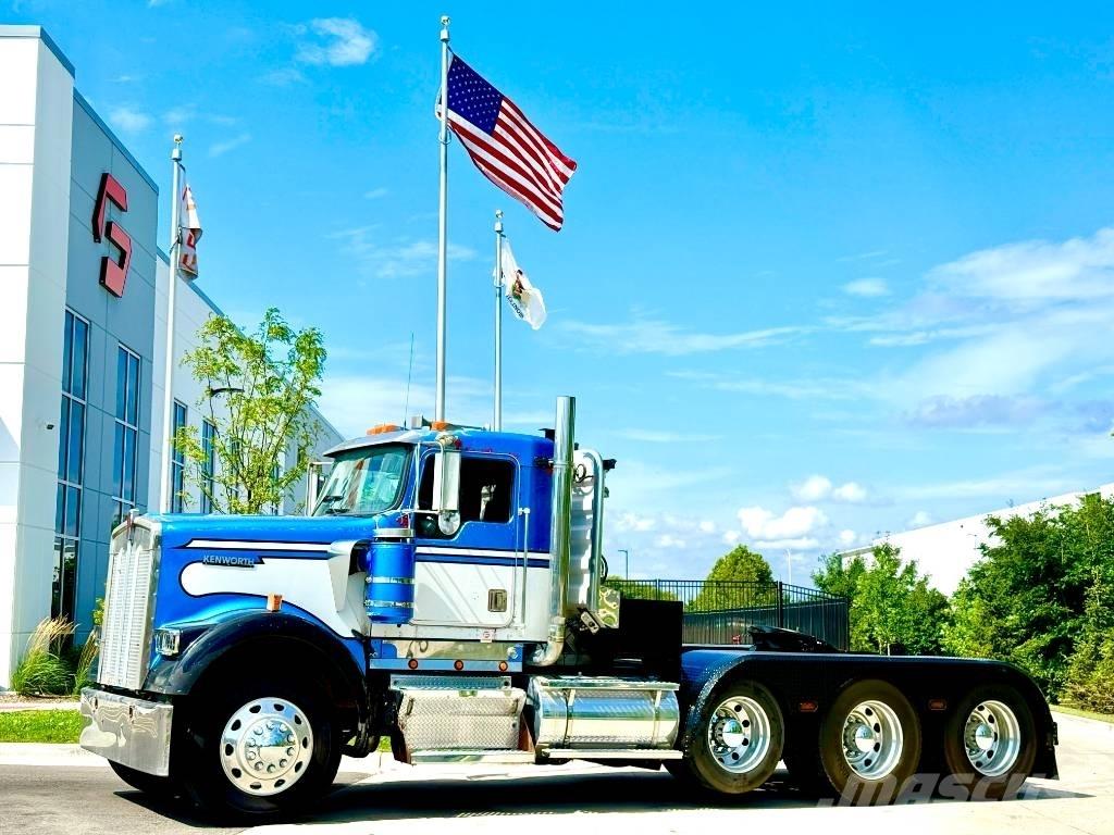 Kenworth W 900 Vilcēji