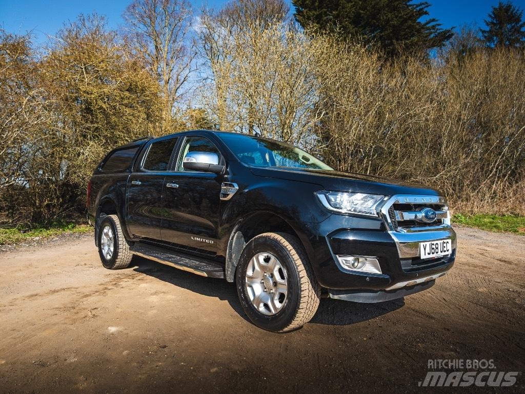 Ford Ranger Vieglais kravas automobilis/izkraušana no sāniem