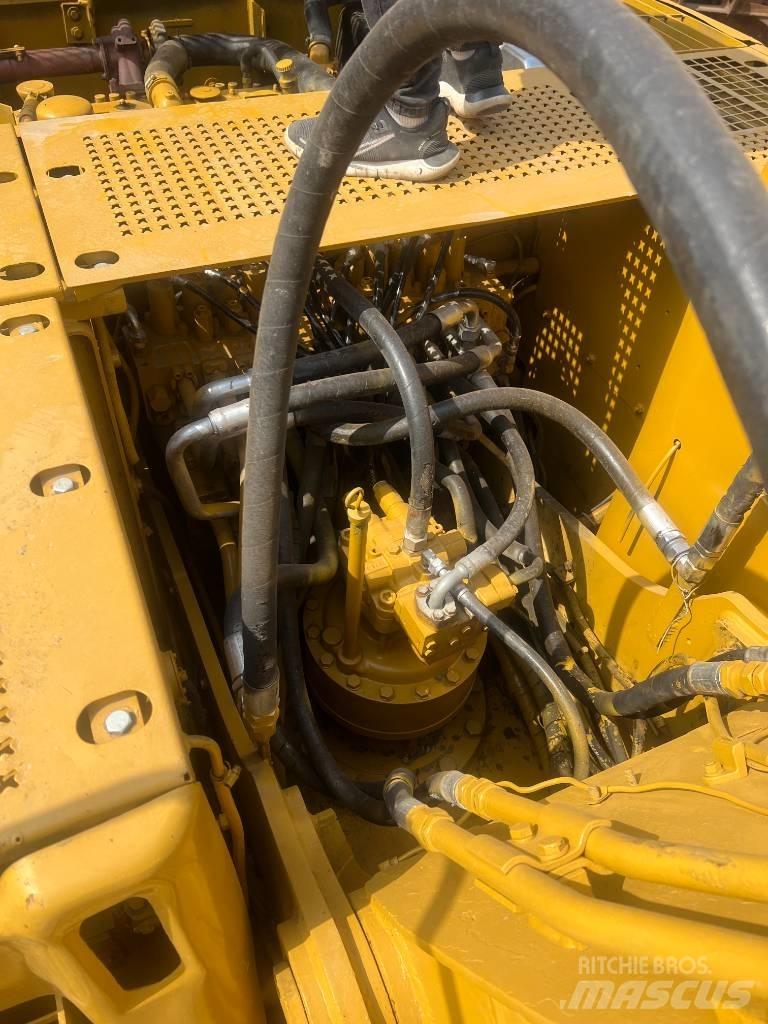 CAT 320 C Kāpurķēžu ekskavatori
