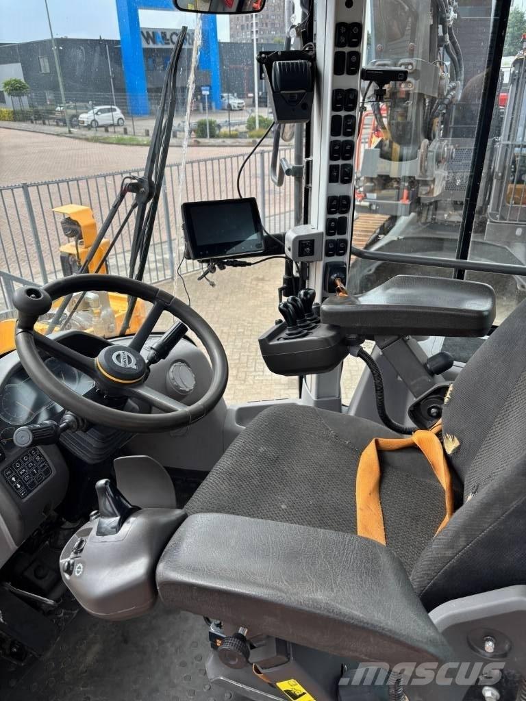 Volvo L 180 H Iekrāvēji uz riteņiem