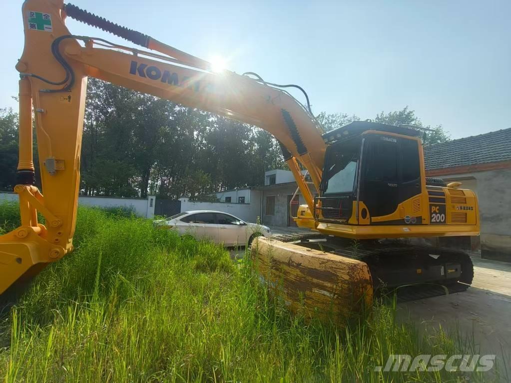 Komatsu pc200-8 Kāpurķēžu ekskavatori