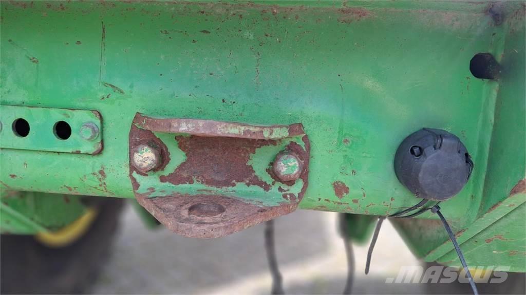 John Deere 3400 Teleskopiskie manipulatori