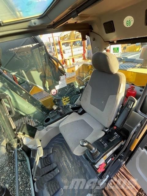 Volvo EC220EL Kāpurķēžu ekskavatori