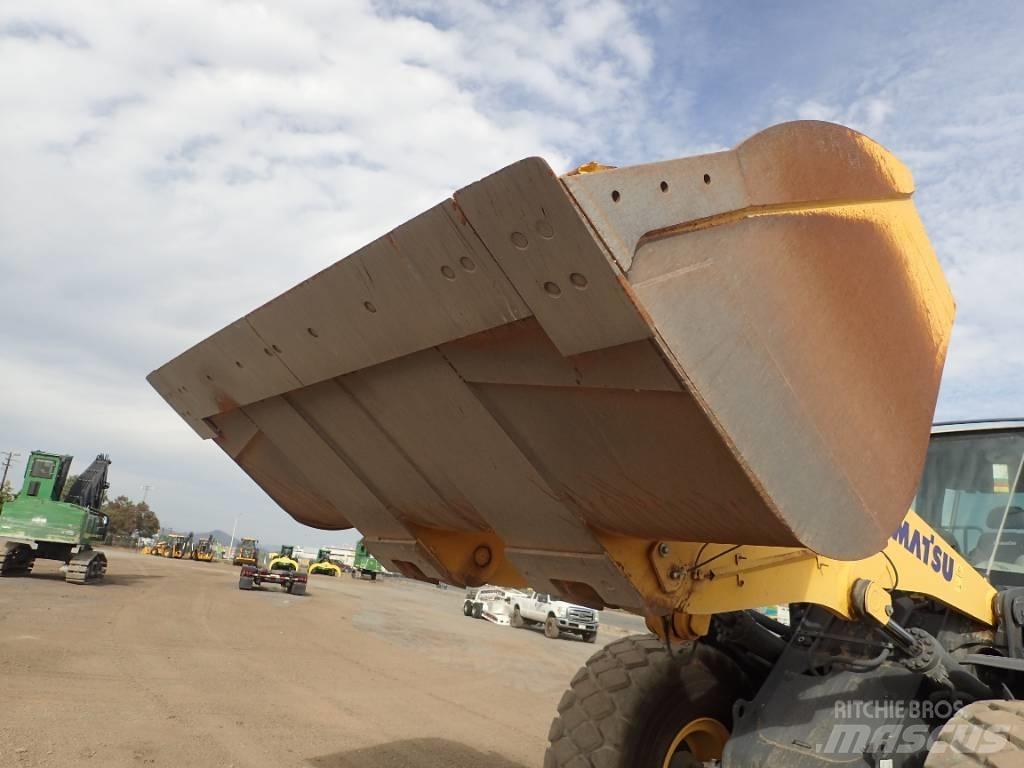 Komatsu WA475-10 Iekrāvēji uz riteņiem