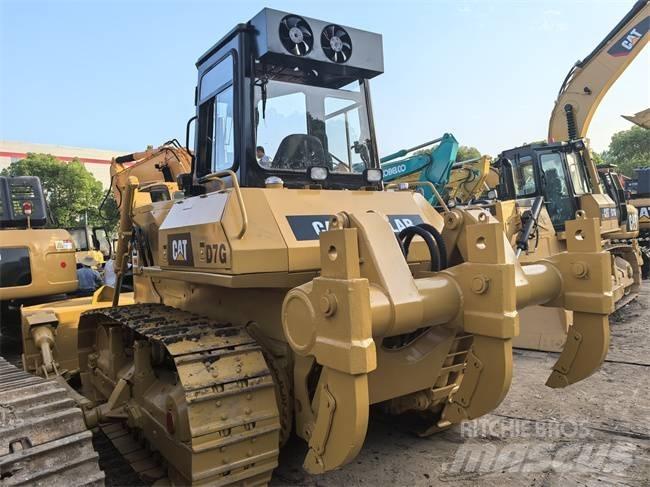 CAT D 7 G Kāpurķēžu buldozeri