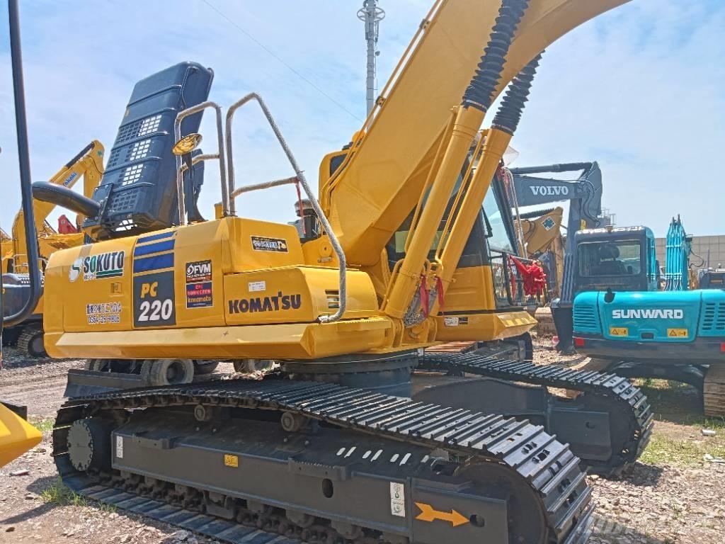 Komatsu PC 220-8 Kāpurķēžu ekskavatori