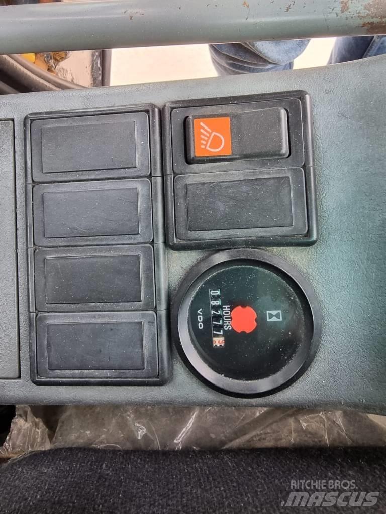 Volvo EC 210 B Kāpurķēžu ekskavatori