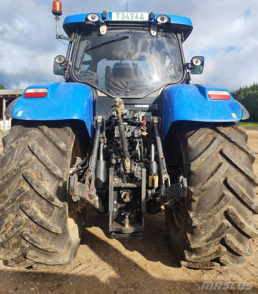 New Holland T 7.270 Traktori