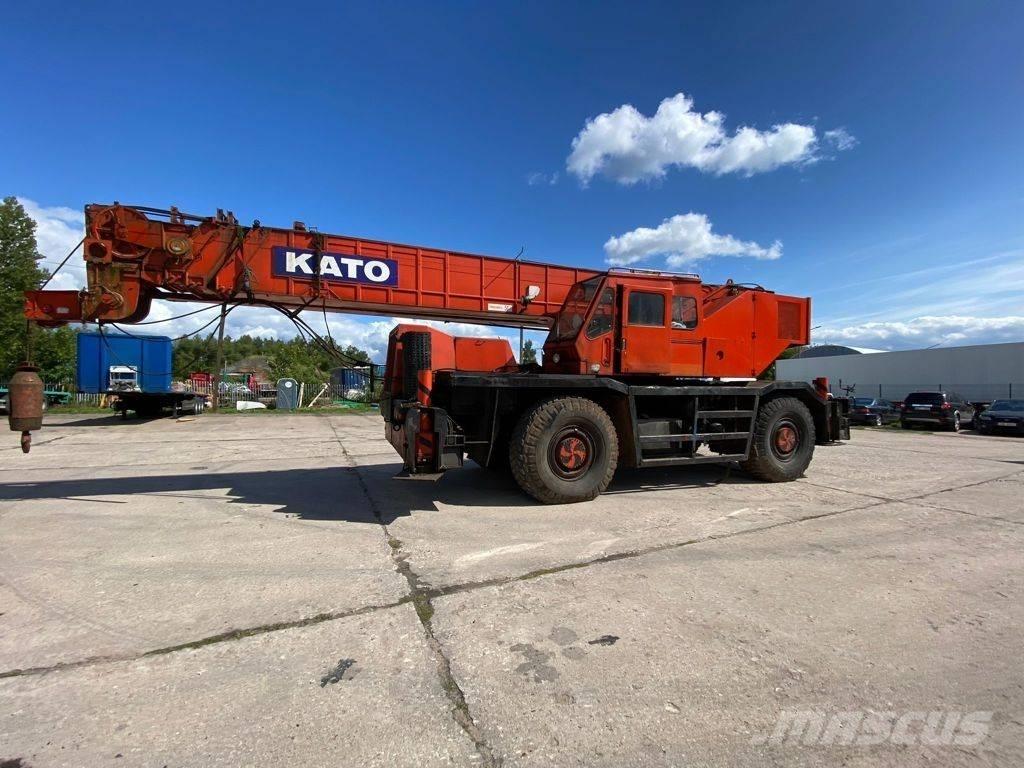 Kato KR 500 Celtņi nelīdzenām virsmām