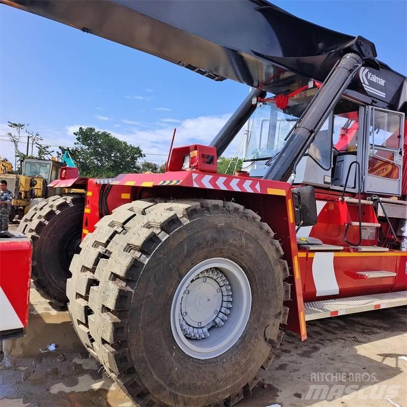 Kalmar DRF 450 Konteineru pacēlāji