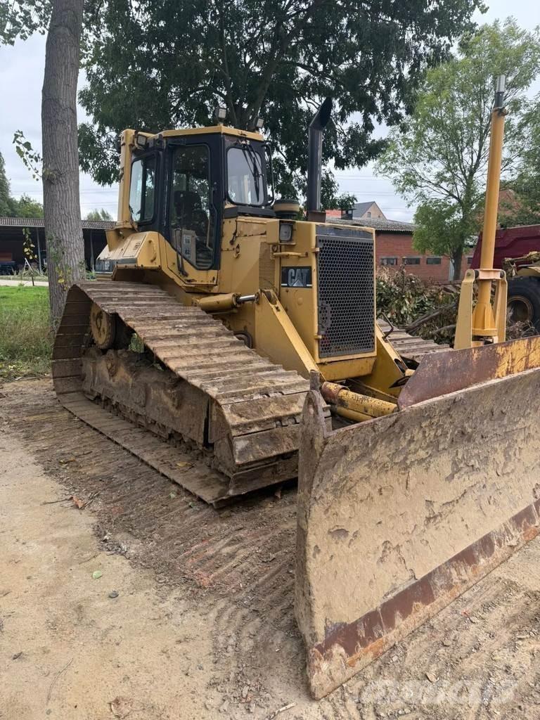 CAT D5H Kāpurķēžu buldozeri