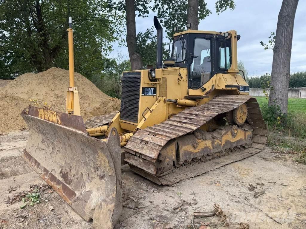 CAT D5H Kāpurķēžu buldozeri