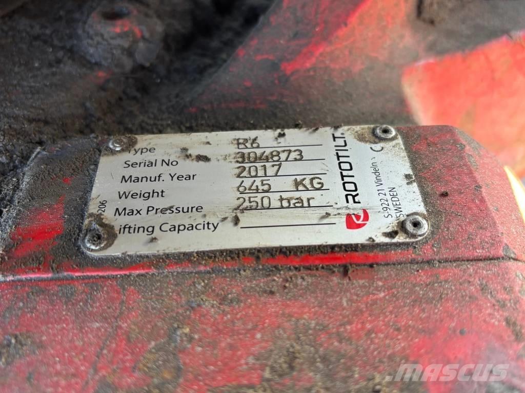 Volvo ECR 145 E Kāpurķēžu ekskavatori