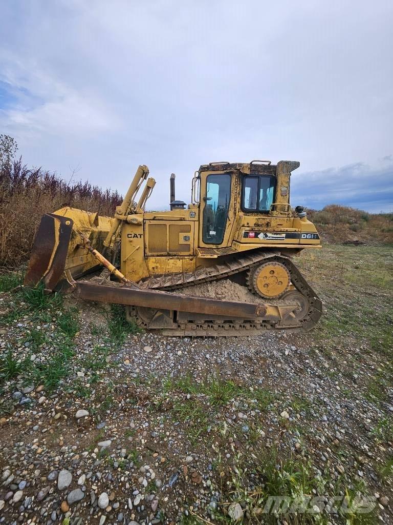 CAT D6h Kāpurķēžu buldozeri