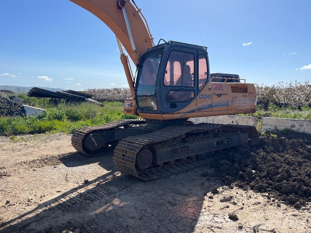 CASE CX 240 Kāpurķēžu ekskavatori