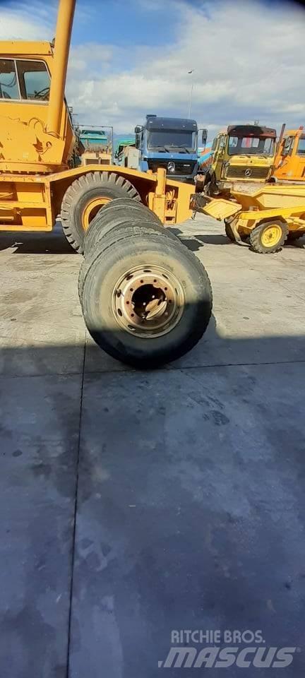 Bridgestone 13R22.5 Riepas, riteņi un diski