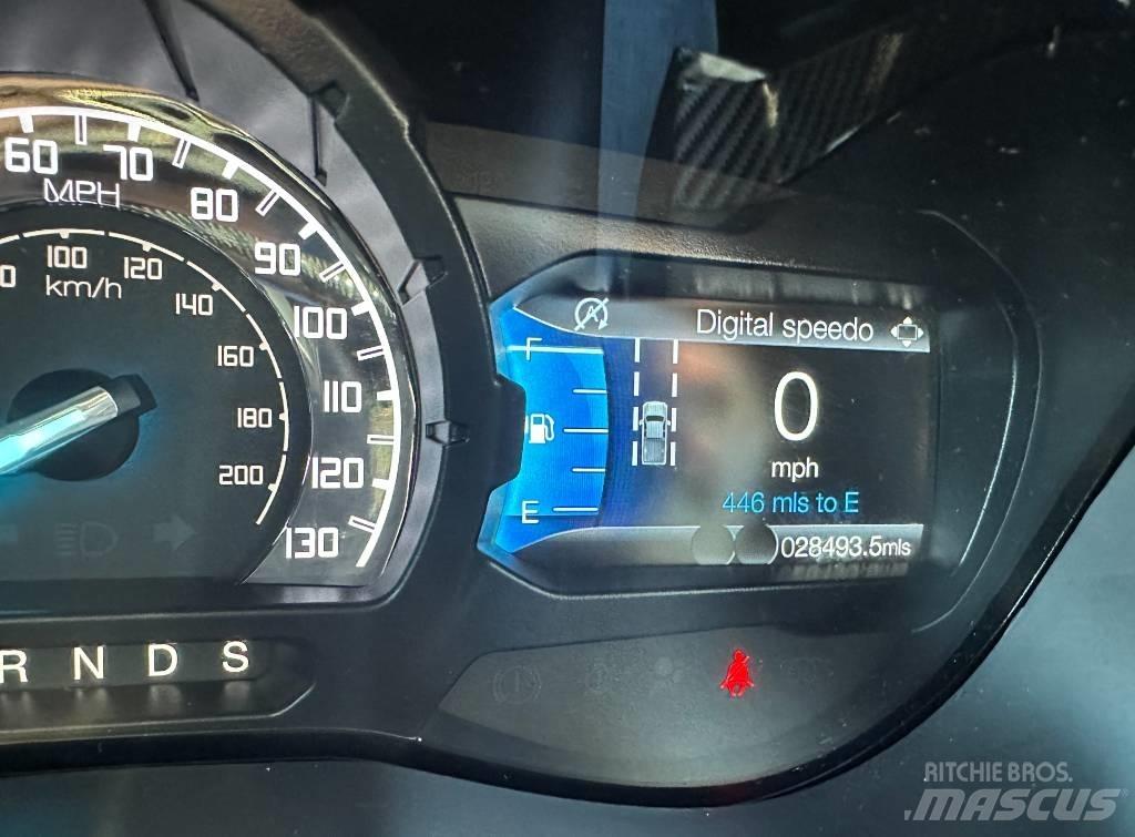 Ford Ranger Vieglais kravas automobilis/izkraušana no sāniem