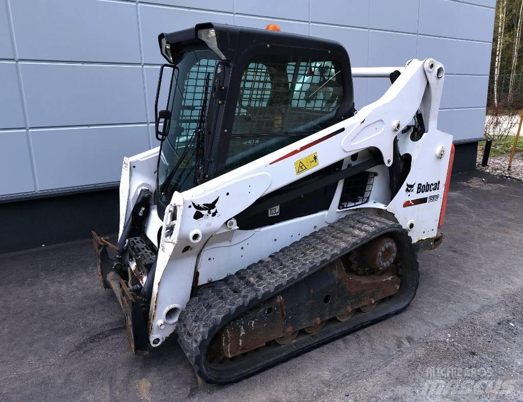 Bobcat T 590 Lietoti riteņu kompaktiekrāvēji