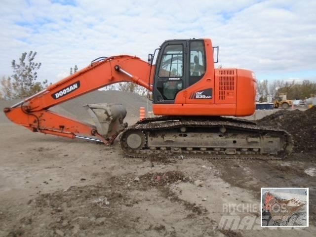 Doosan DX 235 LCR Kāpurķēžu ekskavatori