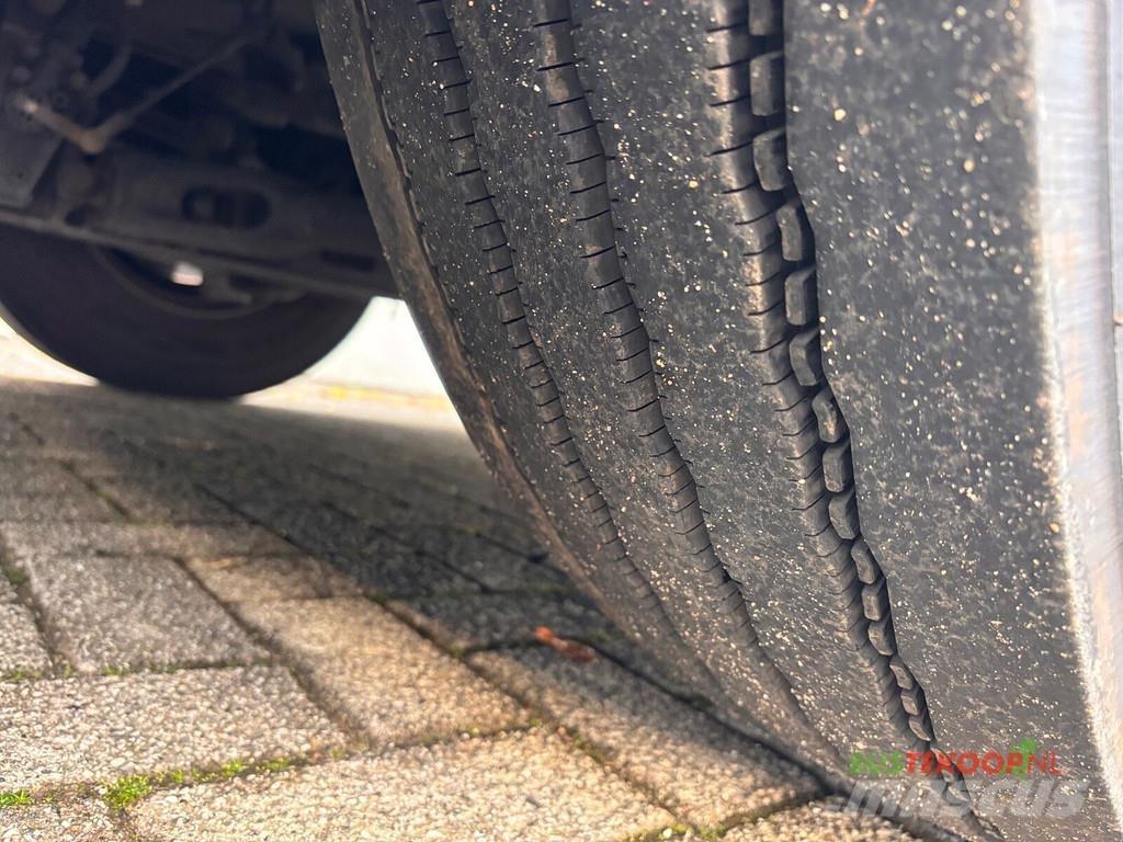 Setra S 415GT-HD Tūrisma autobusi