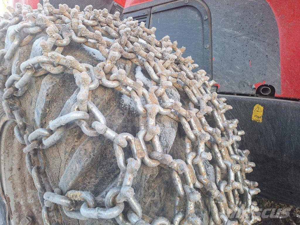 Komatsu 951 Harvesteri