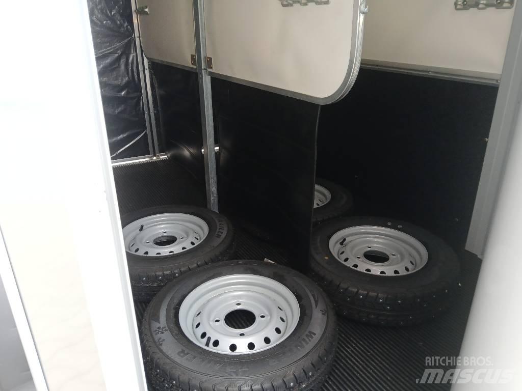 Ifor-Williams HB506 Dzīvnieku transportēšanas piekabes