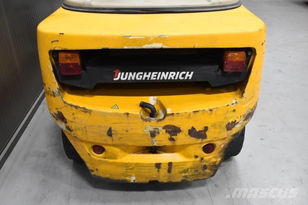 Jungheinrich DFG 435 Tehnika ar dīzeļa dzinēju