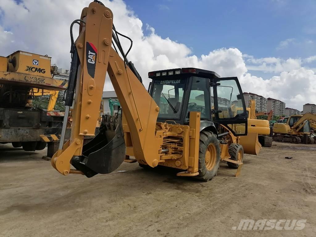 CAT 416E Ekskavatori-iekrāvēji