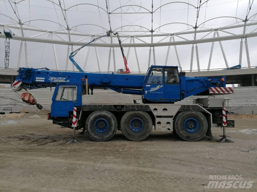 Liebherr LTM 1035 Visurgājēji celtņi