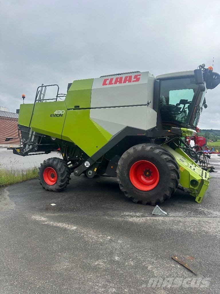 CLAAS Evion 430 Ražas novākšanas kombaini