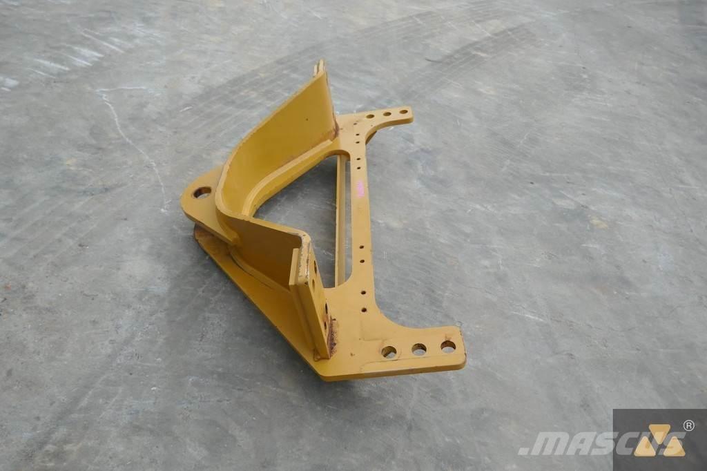 CAT 140M3 Drawbar Citas sastāvdaļas