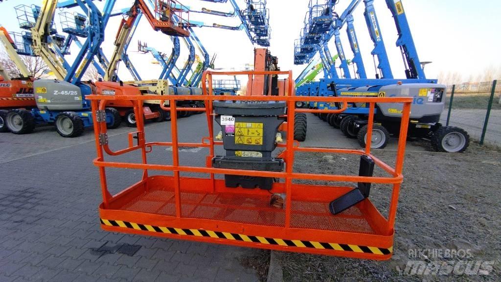 JLG 800 AJ Strēles pacēlāji