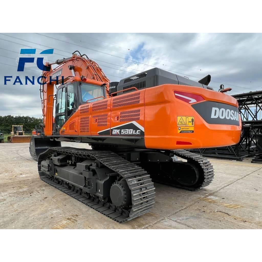 Doosan dx530 Kāpurķēžu ekskavatori