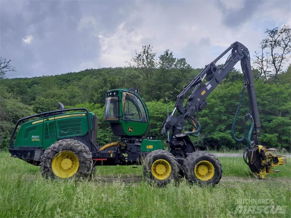 John Deere 1270 G Harvesteri