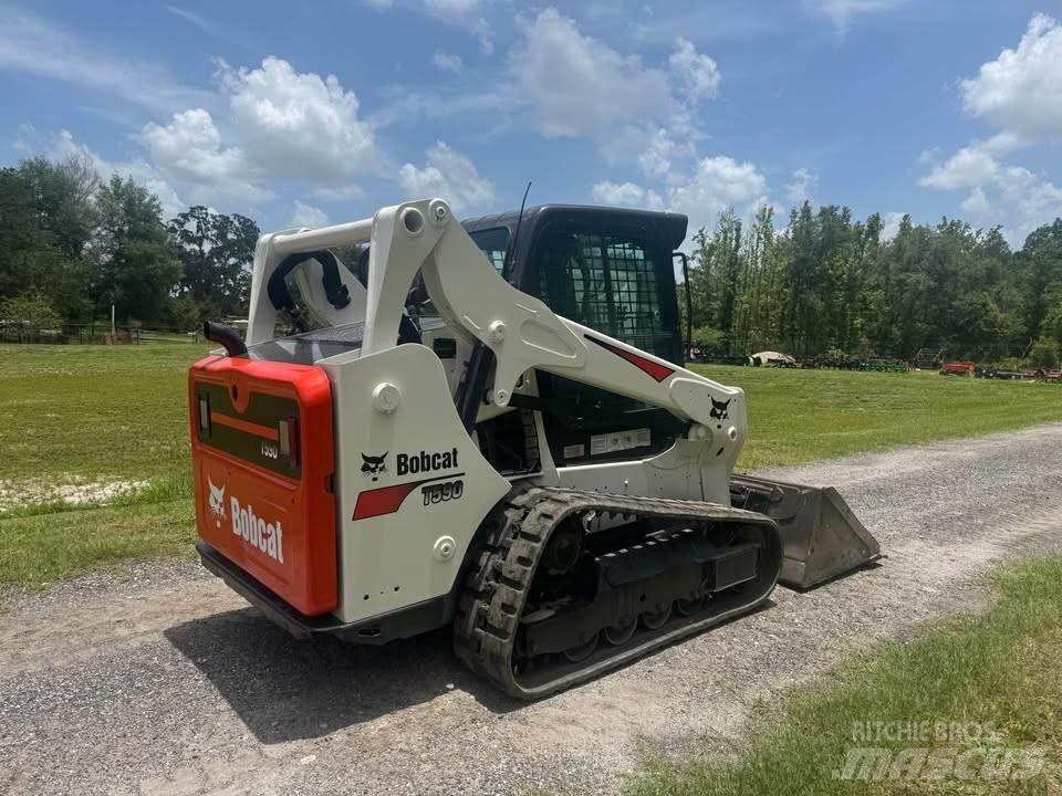 Bobcat T 590 Lietoti riteņu kompaktiekrāvēji