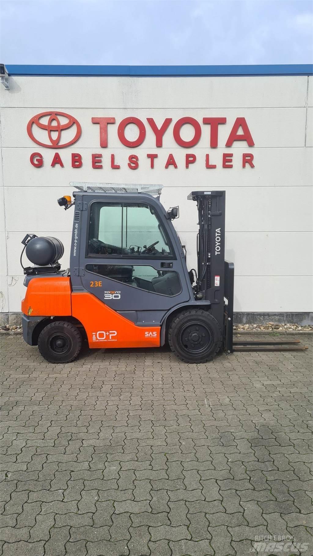 Toyota 02-8FGF30 LPG tehnika