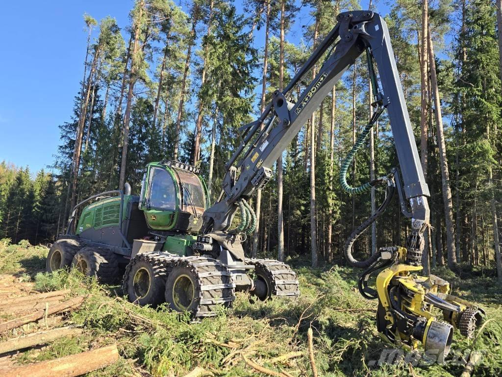 John Deere 1270G Harvesteri