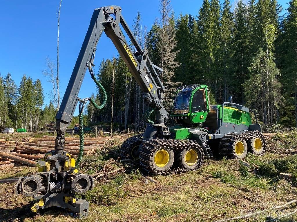 John Deere 1270 G Harvesteri